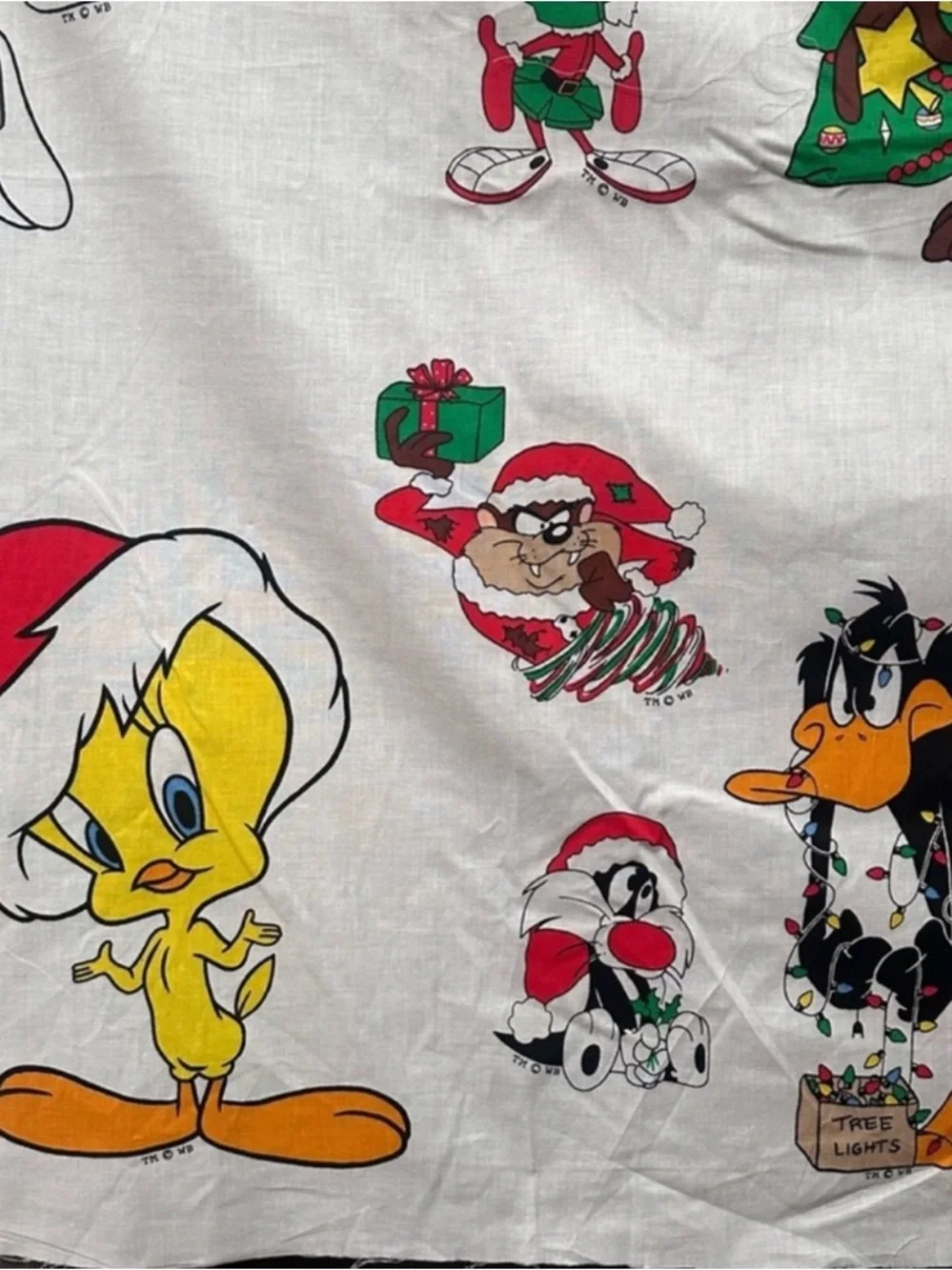 ‘90s vintage looney tunes Christmas fabric appliqués panel